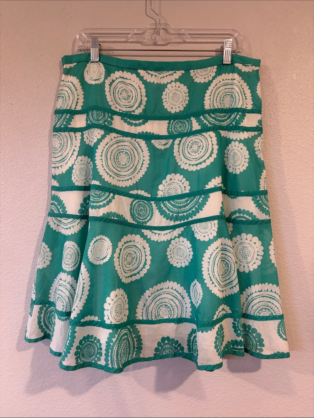 BCBG MaxAzria cotyon side zip skirt lined medallion geo print teal green 12